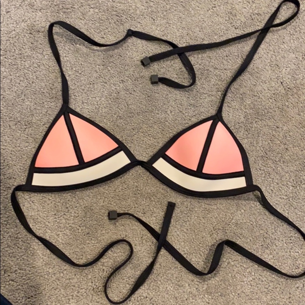 Triangl top